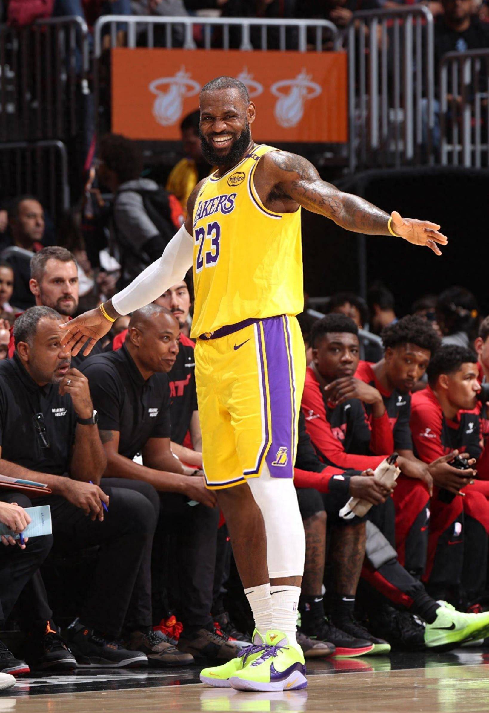 篮球NBA本周最佳教练发布，两队主帅入选