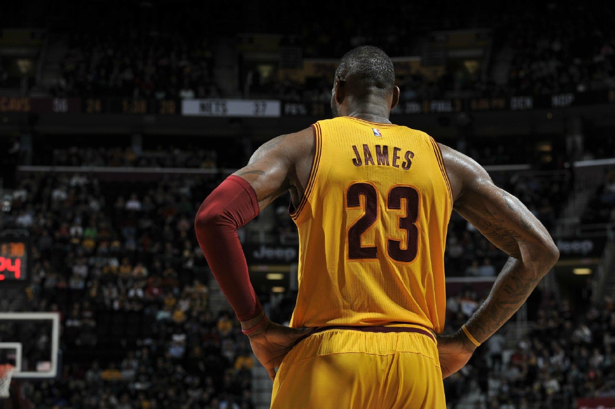 曼联砸975万解雇阿莫林 执教仅420天：创55年耻辱 闹翻走人