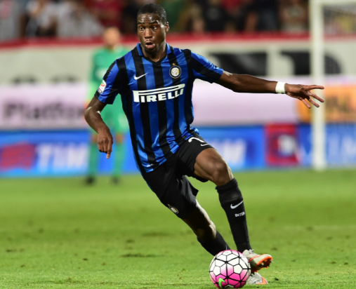 闪回让人无比怀念的任意球大师们的时代， 皮尔洛，在热刺与AC米兰的传奇赛上