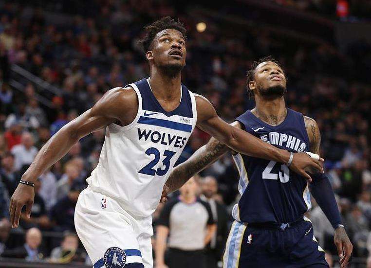 新援哈托身穿世俱杯冠军徽章球衣亮相，切尔西将持有4年