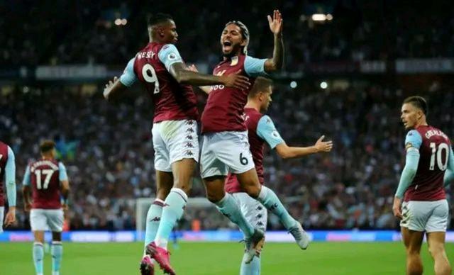 开幕雷击，巴萨队史上首次开场仅6分钟便2球落后